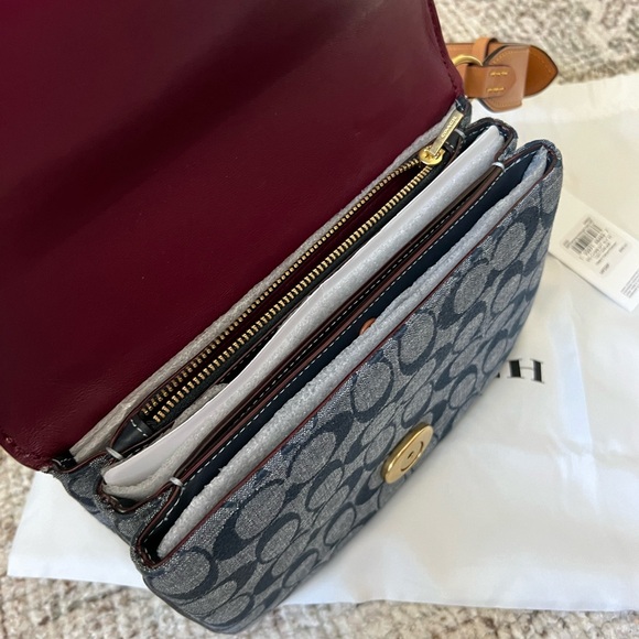 Coach Blue Shoulder Bag with Signature Design - Picture 11 of 14